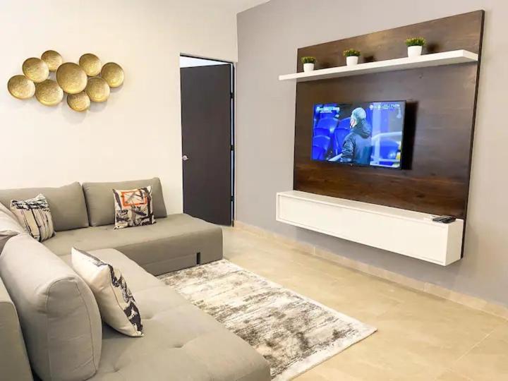 Elegante Y Preciosa Casa Con Excelente Ubicacion Villa Cancún Buitenkant foto
